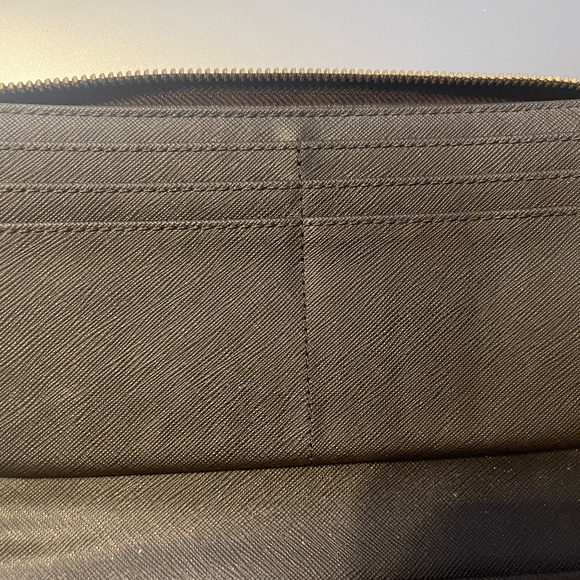Michael Kors Zip Around Continental Wallet - Picture 4 of 4